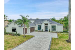 4576 Hunting Trl, Lake Worth