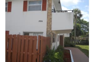 206 SW 1 2, Pompano Beach, FL 33060 Sold 05/15/25