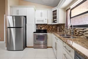 7900 NW 62nd Ct, Tamarac, FL 33321 Sold 09/05/25