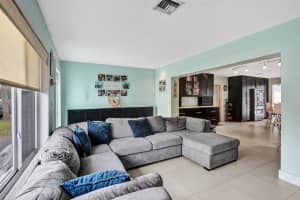 1296 SW 4th Ter, Pompano Beach, FL 33060 Sold 07/03/25