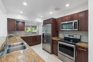 4460 NE 13th Ter, Oakland Park, FL 33334 - MLS#F10499137