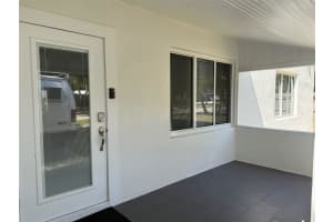 907 SW 17th St, Fort Lauderdale, FL 33315 Sold 06/20/25