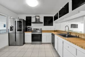 8000 Hampton Blvd 301, North Lauderdale, FL 33068 Sold 07/23/25