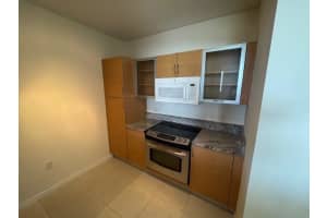 18800 NE 29th Ave 914, Miami, FL 33180 - MLS#F10499191