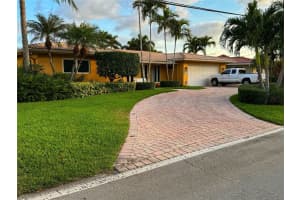 2100 NE 30th St, Lighthouse Point, FL 33064 Sold 07/03/25