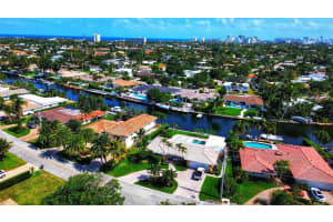 2100 NE 30th St, Lighthouse Point, FL 33064 Sold 07/03/25