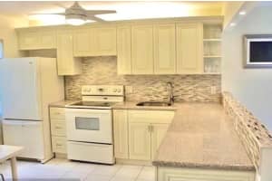 8535 Casa Del Lago A, Boca Raton