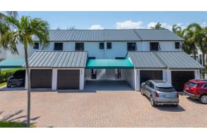 633 NE 19th Ave 633, Deerfield Beach, FL 33441 Sold 10/23/25
