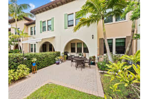 2963 NW 124th Way, Sunrise, FL 33323 Sold 09/18/25