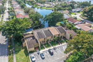 9210 NW 14th St 9210, Hollywood, FL 33024 - MLS#F10499305
