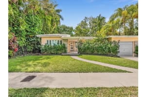 680 Ne 57th St, Miami