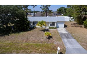 1152 SE O'Donnell Ln, Port Saint Lucie, FL 34983 Sold 06/18/25