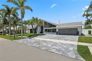 2901 NE 46th St, Lighthouse Point, FL 33064 Sold 11/21/25