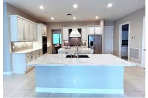 2912 SW English Garden Dr, Palm City, FL 34990 - MLS#F10499459