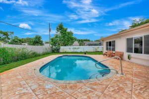 302 SW 58th Ave, Plantation, FL 33317 Sold 07/07/25
