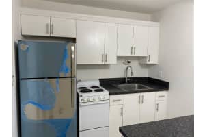 316 SW 15th St 3, Fort Lauderdale, FL 33315 - MLS#F10499511