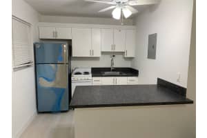 316 SW 15th St 3, Fort Lauderdale, FL 33315 - MLS#F10499511