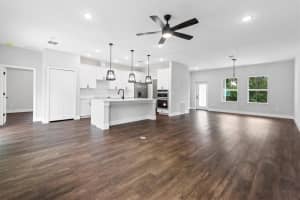 8276 100th Avenue, Vero Beach, FL 32967 - MLS#F10499527