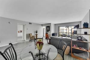 2201 Nw 41st Avenue 209, Lauderhill
