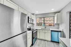 2201 NW 41st Avenue 209, Lauderhill, FL 33313 - MLS#F10499529