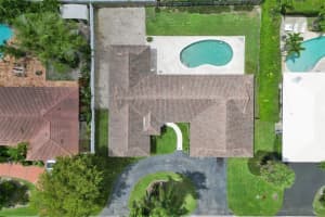 2626 NE 37th Dr, Fort Lauderdale, FL 33308 Sold 06/18/25