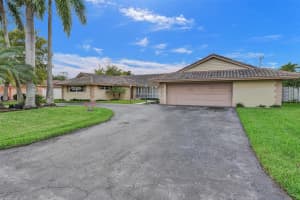2626 NE 37th Dr, Fort Lauderdale, FL 33308 Sold 06/18/25
