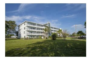 1101 Newport U 1101, Deerfield Beach, FL 33442 Sold 09/22/25
