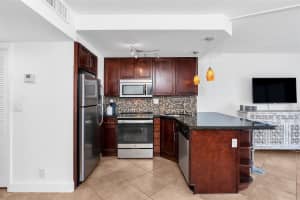 2900 NE 30th St 8E, Fort Lauderdale, FL 33306 - MLS#F10499601