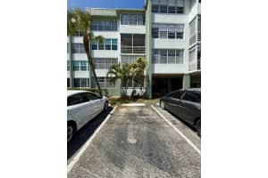 MLS# F10499659, Hollywood, Florida 33020