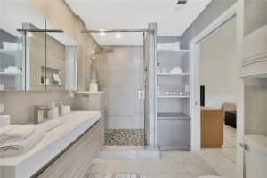 4451 NE 18th Ave, Oakland Park, FL 33334 Sold 09/05/25