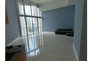 475 Brickell Ave 1408, Miami