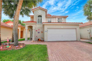 1653 Sw 158th Ter, Pembroke Pines