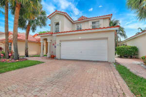 1653 SW 158th Ter, Pembroke Pines, FL 33027 - MLS#F10499731