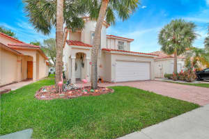 1653 SW 158th Ter, Pembroke Pines, FL 33027 - MLS#F10499731
