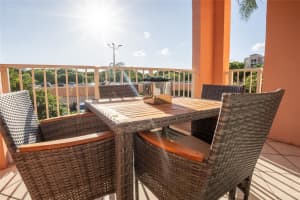 19601 E Country Club Dr 7-203, Miami, FL 33180 - MLS#F10499749