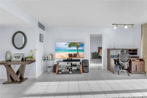 4278 Este Dr 104, Lake Worth, FL 33467 Sold 07/18/25