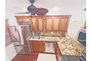 139 Sparrow Dr 4b, Royal Palm Beach