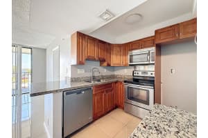 724 Executive Center Drive 32, West Palm Beach, FL 33401 Sold 06/23/25