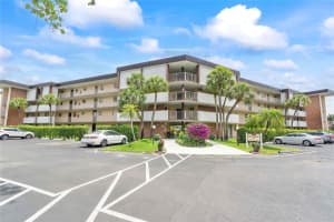 2900 Nw 47th Ter 303b, Lauderdale Lakes