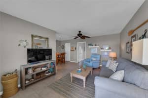 11 SW 4th Ave 11, Boca Raton, FL 33432 - MLS#F10499986