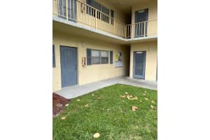 1401 NW 45th St 4, Deerfield Beach, FL 33064 - MLS#F10499991