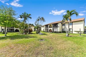 3560 Pine Needle Dr B-2, Greenacres, FL 33463 - MLS#F10500008