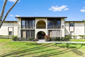 3560 Pine Needle Dr B-2, Greenacres, FL 33463 - MLS#F10500008