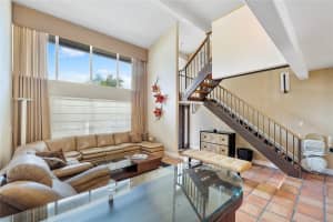 701 E Coco Plum Cir 4, Plantation, FL 33324 Sold 09/26/25