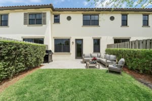 9584 S Town Parc Cir S 0, Parkland, FL 33076 Sold 05/30/25