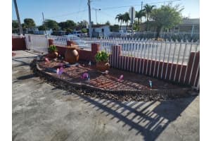 434 SE 9th Ct, Hialeah, FL 33010 Sold 07/21/25