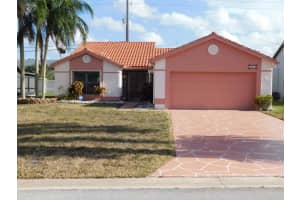 10512 NW 70th St, Tamarac, FL 33321 Sold 06/16/25
