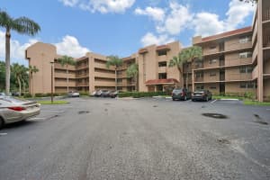 9510 Seagrape Dr 301, Davie, FL 33324 Sold 06/27/25