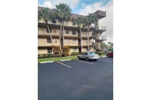 3321 NW 47th Ter 335, Lauderdale Lakes, FL 33319 Sold 11/17/25