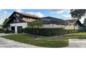 9704 N Boca Gardens Circle B, Boca Raton